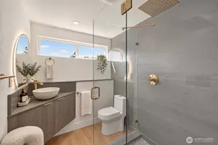 5520 Brooklyn Ave NE, Seattle, WA 98105 - Photo 17