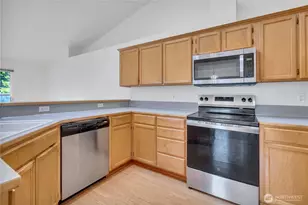 21819 SE 249th Pl, Maple Valley, WA 98038 - Photo 19