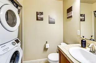2424 S 41st St, Tacoma, WA 98409 - Photo 9
