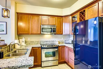 2424 S 41st Street #552B, Tacoma, WA 98409 - Photo 3