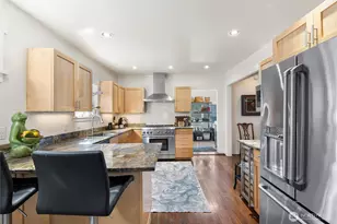 1405 N 41st St, Seattle, WA 98103 - Photo 3