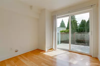912 NW 85th Street, Seattle, WA 98117 - Photo 15