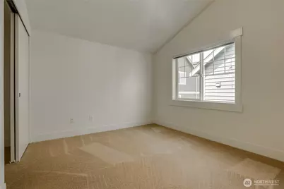 912 NW 85th Street, Seattle, WA 98117 - Photo 9
