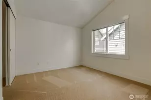 912 NW 85th St, Seattle, WA 98117 - Photo 9