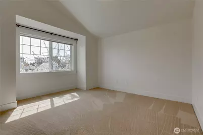 912 NW 85th Street, Seattle, WA 98117 - Photo 11
