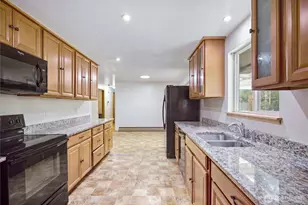 9207 Yakima Ave S, Tacoma, WA 98444 - Photo 13