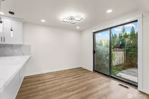 8543 Avondale Rd NE, Redmond, WA 98052 - Photo 9