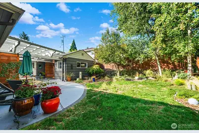 3604 SW Thistle Street, Seattle, WA 98126 - Photo 29