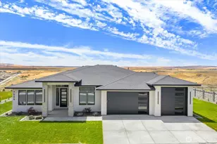 7505 W 23rd Ave, Kennewick, WA 99338 - Photo 1
