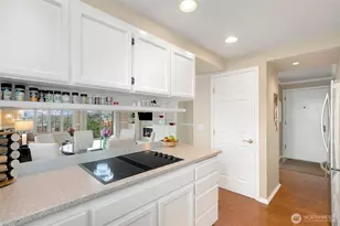 317 Kennebeck Ave S, Kent, WA 98030 - Photo 9