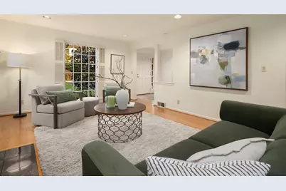 5209 55th Avenue NE, Seattle, WA 98105 - Photo 3