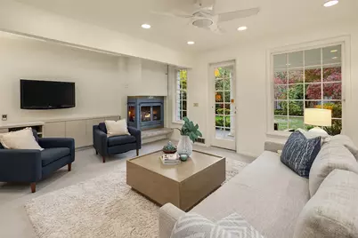 5209 55th Avenue NE, Seattle, WA 98105 - Photo 7