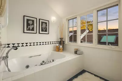 5209 55th Avenue NE, Seattle, WA 98105 - Photo 29