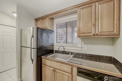 3402 I Street NE #H202, Auburn, WA 98002 - Photo 7