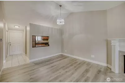3402 I Street NE #H202, Auburn, WA 98002 - Photo 5