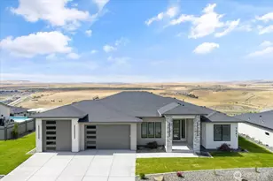 7541 W 22nd Pl, Kennewick, WA 99338 - Photo 1