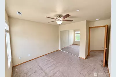 2234 Wallace Loop, DuPont, WA 98327 - Photo 23