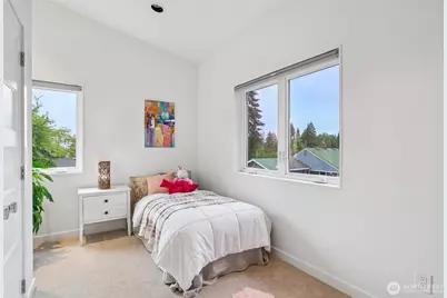 10030 37th Avenue SW, Seattle, WA 98146 - Photo 27