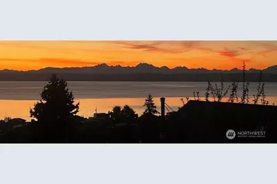 1379 SE Camano Drive, Camano Island, WA 98282 - Photo 31