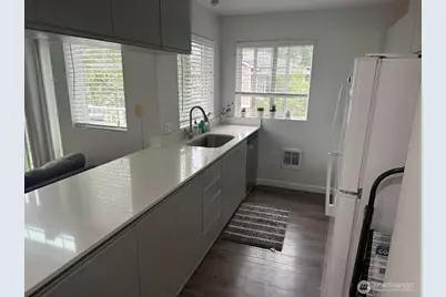 22121 41st Place S #202, Kent, WA 98032 - Photo 21