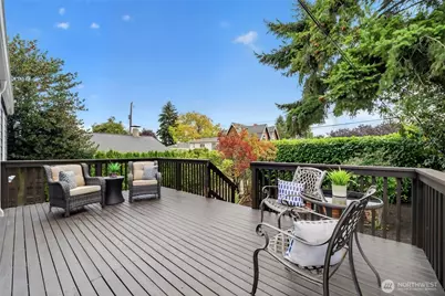 1606 42nd Avenue SW, Seattle, WA 98116 - Photo 21