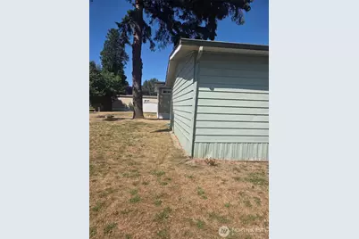 8506 144th Avenue NE #41, Puyallup, WA 98372 - Photo 3