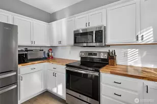 15431 104th Way SE, Yelm, WA 98597 - Photo 13