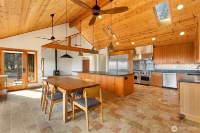 400 Hannah Road, Friday Harbor, WA 98250 - Photo 3