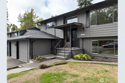 15509 Meridian Avenue N, Shoreline, WA 98133 - Photo 3