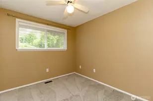 12402 Tatoosh Rd E, Puyallup, WA 98374 - Photo 21