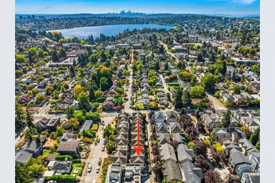 8521 Interlake Avenue N #B, Seattle, WA 98103 - Photo 25