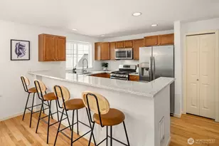8521 Interlake Ave N, Seattle, WA 98103 - Photo 7