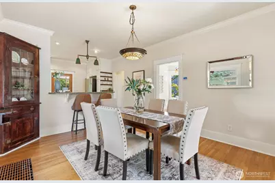 5246 12th Avenue NE, Seattle, WA 98105 - Photo 11