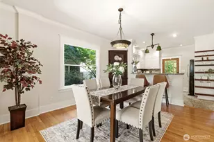 5246 12th Ave NE, Seattle, WA 98105 - Photo 9