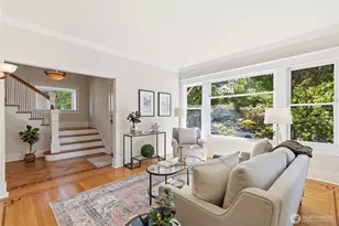 5246 12th Ave NE, Seattle, WA 98105 - Photo 7