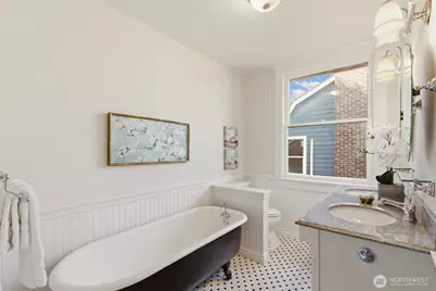 5246 12th Avenue NE, Seattle, WA 98105 - Photo 25
