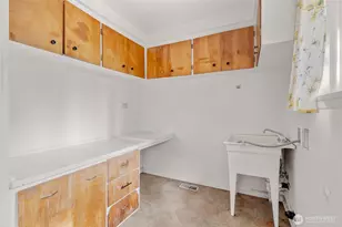 1211 N 173rd St, Shoreline, WA 98133 - Photo 15