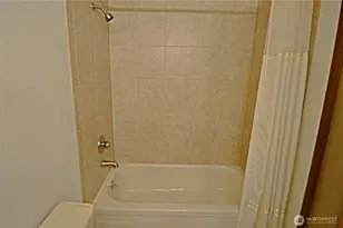 9925 61st Ave E, Puyallup, WA 98373 - Photo 15