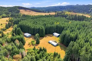 726 Elk Creek Rd, Chehalis, WA 98532 - Photo 1