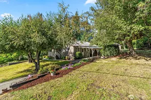 199 Rocky Point Rd, Kelso, WA 98626 - Photo 1