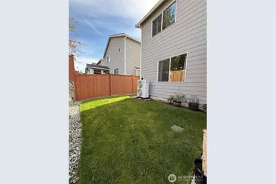8543 52nd Place NE #16, Marysville, WA 98270 - Photo 9