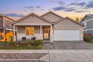 242 Riggs Dr E, Enumclaw, WA 98022 - Photo 1