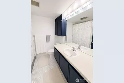525 Belmont Avenue E #1F, Seattle, WA 98102 - Photo 11