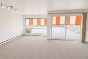 525 Belmont Ave E, Seattle, WA 98102 - Photo 5