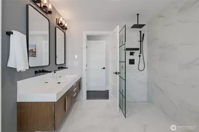 4020 Beach Drive SW, Seattle, WA 98116 - Photo 17