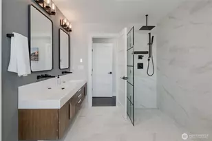 4020 Beach Dr SW, Seattle, WA 98116 - Photo 17