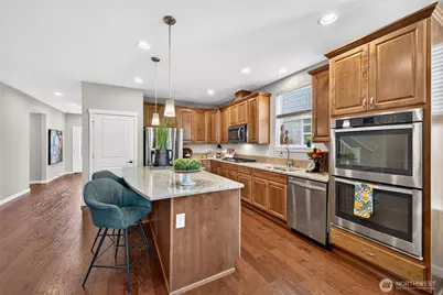 14001 Parkview Drive E, Bonney Lake, WA 98391 - Photo 9