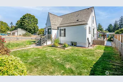 11405 8th Avenue Ct S, Tacoma, WA 98444 - Photo 37