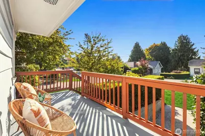 10032 11th Avenue SW, Seattle, WA 98146 - Photo 7