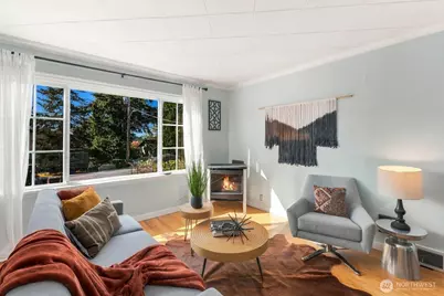 10032 11th Avenue SW, Seattle, WA 98146 - Photo 9